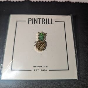 Pineapple Pin Pintrill
